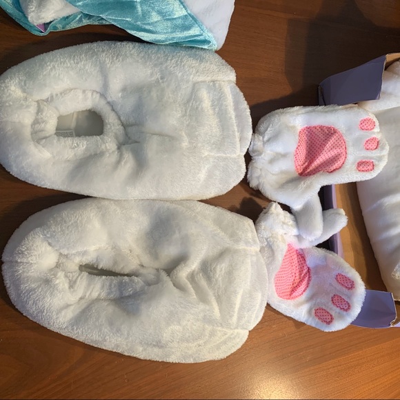 Deluxe Halloween Easter Bunny Adult Costume - Picture 6 of 8